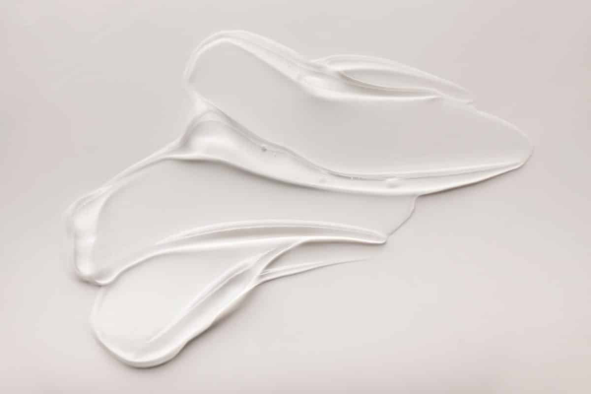Whitening creams 4 shutterstock 1870045075 min