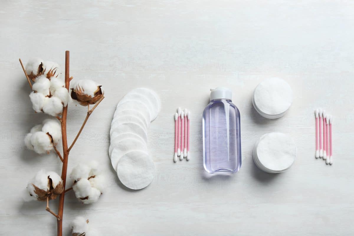 Cleansing products 2 shutterstock 1365862781 min