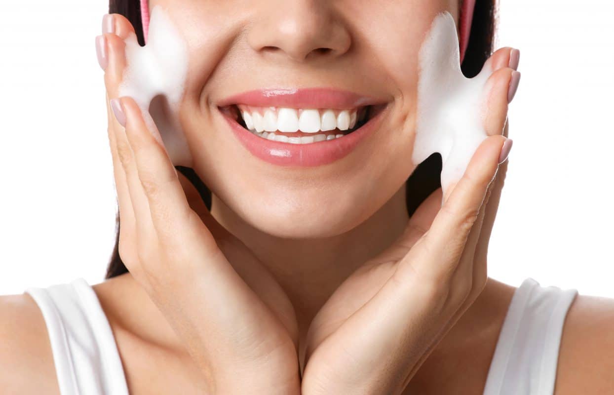 Cleanser products 1 shutterstock 1581708001 min
