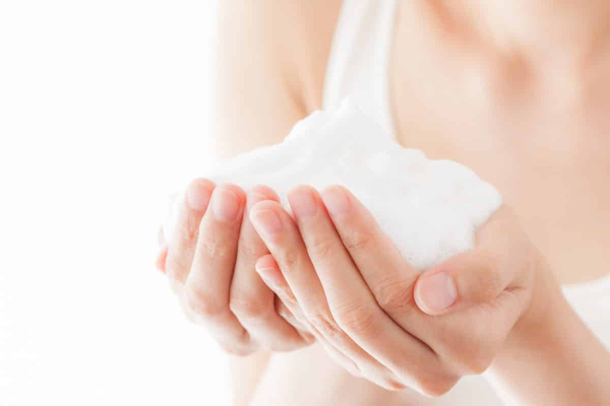 Cleanser products 3 shutterstock 446523847 min